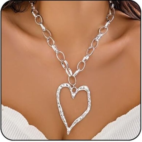 Jewelry - Chunky Silver Chain Necklace with Heart Statement Piece